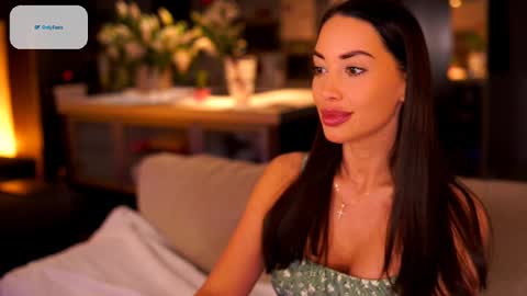 Sandra online show from March 2025 08:57:01 PM