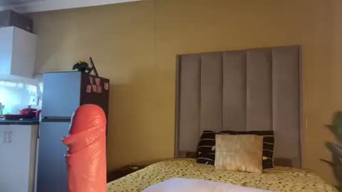 Snapshot of sexyasszeeee chatting on October 2025 08:33:01 AM sexyasszeeee online show from October 2025 08:33:01 AM