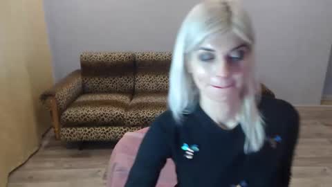 Snapshot of sexybeatriice chatting on December 2024 01:21:02 PM sexybeatriice online show from December 2024 01:21:02 PM