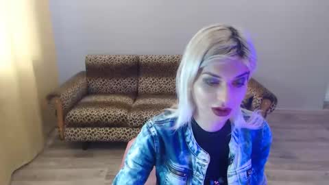 Snapshot of sexybeatriice chatting on January 2025 07:15:01 AM sexybeatriice online show from January 2025 07:15:01 AM