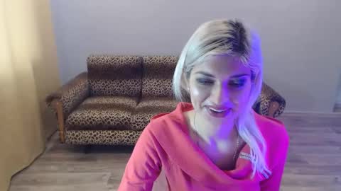 Snapshot of sexybeatriice chatting on February 2025 07:05:01 AM sexybeatriice online show from February 2025 07:05:01 AM