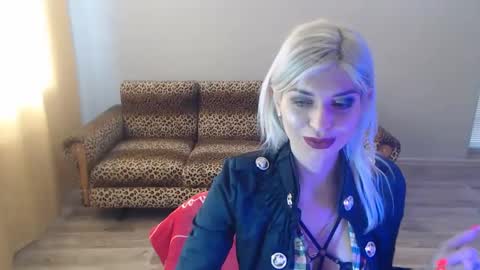 Snapshot of sexybeatriice chatting on February 2025 07:16:01 AM sexybeatriice online show from February 2025 07:16:01 AM