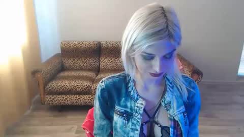Snapshot of sexybeatriice chatting on February 2025 10:10:01 AM sexybeatriice online show from February 2025 10:10:01 AM