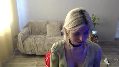 sexybeatriice online show from March 2026 07:36:01 AM