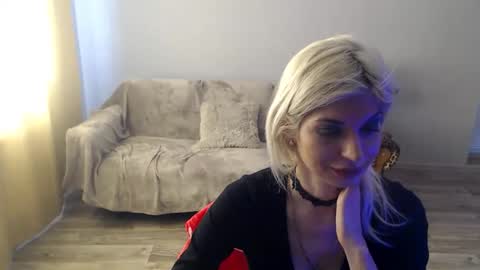 sexybeatriice online show from March 2026 07:23:01 AM