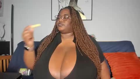 Snapshot of sexyblackhugetits chatting on February 2025 11:41:01 PM sexyblackhugetits online show from February 2025 11:41:01 PM