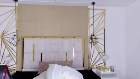 owen sky online show from November 2025 12:16:01 PM