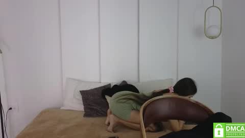 chanell and yina online show from October 2025 01:12:02 PM