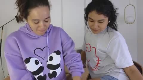 chanell and yina online show from April 2026 01:30:01 PM