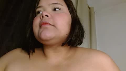 Snapshot of sexychubbyy chatting on February 2025 05:50:01 PM Eva online show from February 2025 05:50:01 PM