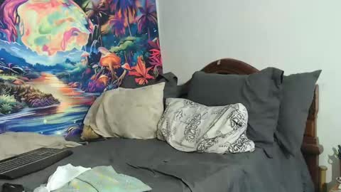 Mike online show from September 2025 10:34:01 PM