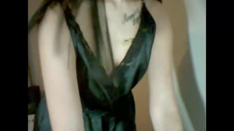Snapshot of sexydiva02 chatting on October 2025 09:14:02 PM sexydiva02 online show from October 2025 09:14:02 PM