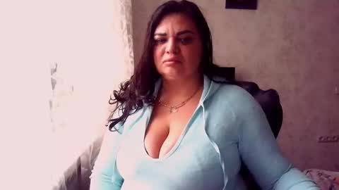 Snapshot of sexydollywoman chatting on December 2025 09:13:02 AM sexydollywoman online show from December 2025 09:13:02 AM