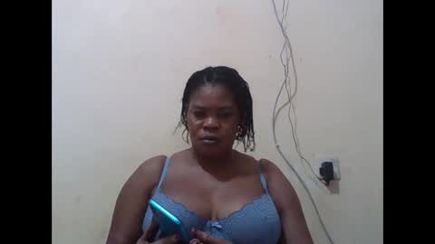 EMILY online show from October 2025 06:08:02 PM