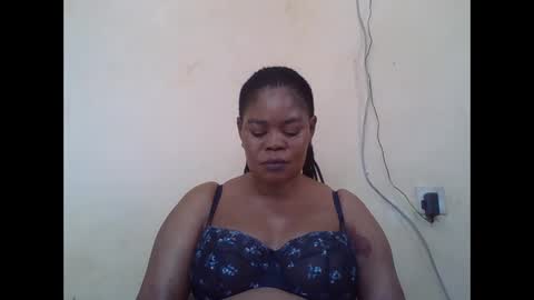 EMILY online show from November 2025 06:35:01 AM