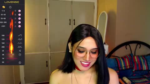 Kelly online show from March 2025 03:26:01 PM