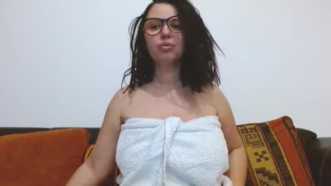 Eva online show from December 2025 02:42:01 AM