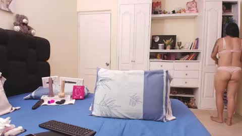 Eva online show from September 2025 04:45:02 AM