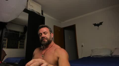 chris online show from February 2025 10:28:01 PM
