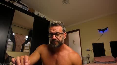 chris online show from December 2025 06:02:01 PM