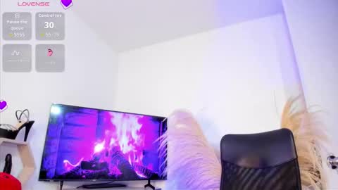 sexygoddess_f online show from September 2025 07:11:02 AM