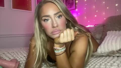 Ashley Love online show from February 2026 08:19:02 AM