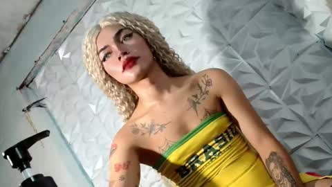 sexyhotbabe18 online show from March 2026 03:41:01 PM