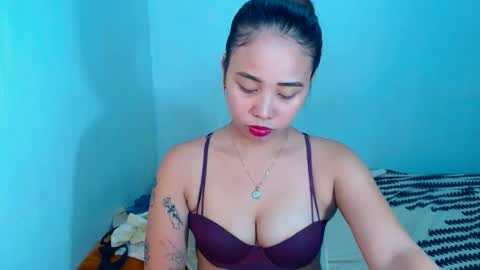 jeanken and jelian online show from March 2025 09:15:02 PM