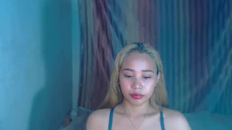 jeanken and jelian online show from October 2025 04:54:01 AM