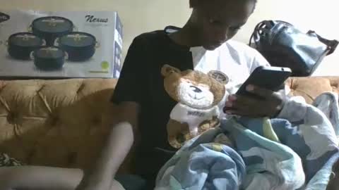 Snapshot of sexyhotgal23 chatting on December 2024 09:06:02 AM REBECCAH online show from December 2024 09:06:02 AM