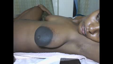 Snapshot of sexyhotgal23 chatting on October 2025 11:36:02 AM REBECCAH online show from October 2025 11:36:02 AM