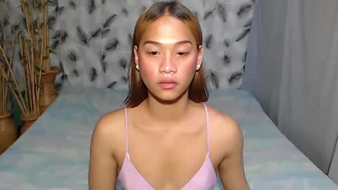 Rachelle online show from March 2025 07:50:02 PM