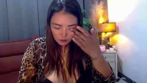 Snapshot of sexyjeanniecuntcums chatting on May 2026 11:46:02 PM JENNY online show from May 2026 11:46:02 PM