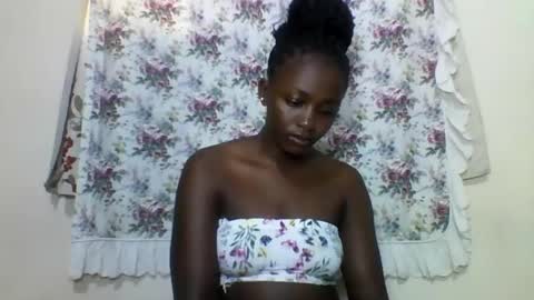 JOAN online show from February 2025 05:31:01 AM