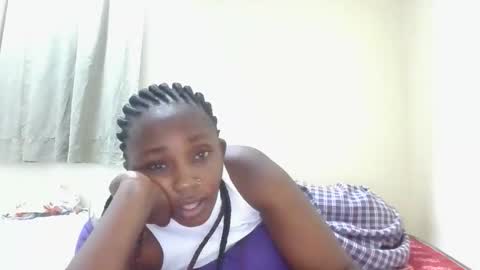 JOAN online show from October 2025 08:52:01 PM