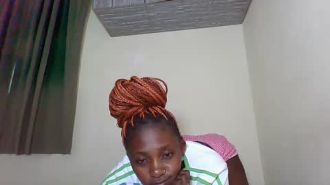 JOAN online show from November 2025 05:42:02 AM