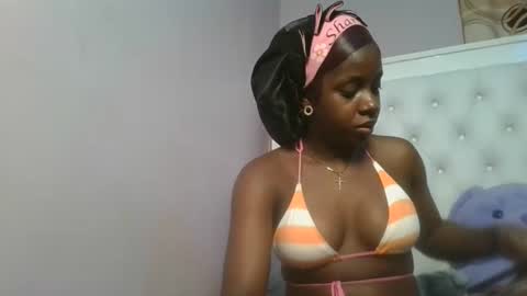 Snapshot of sexykitten200 chatting on April 2026 07:53:02 PM SexyKitty online show from April 2026 07:53:02 PM