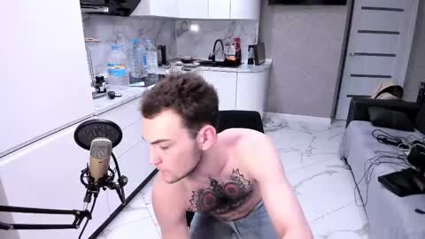 Kolya online show from February 2025 10:53:02 PM