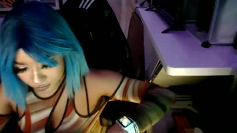 SEXYLATINCOUPLE online show from February 2025 08:21:01 AM