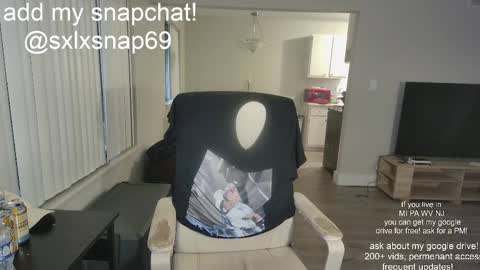 Snapshot of sexylax69 chatting on October 2025 12:35:01 AM sexylax69 online show from October 2025 12:35:01 AM