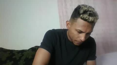 Sexy leon online show from December 2024 09:40:01 PM