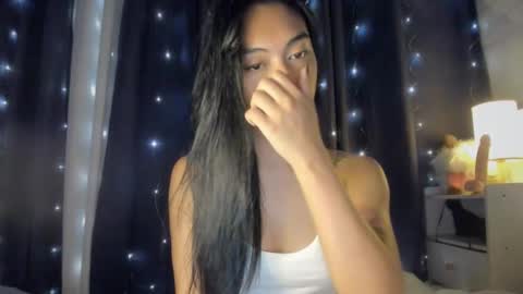 maxine online show from February 2026 07:24:01 AM