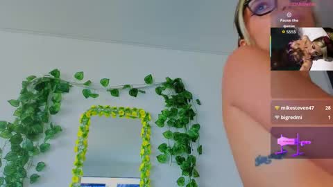 sexymandycute online show from January 2026 04:43:01 PM