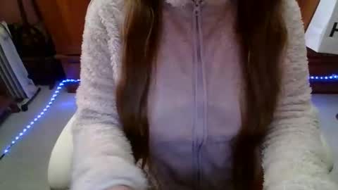 Snapshot of sexymisss24 chatting on April 2026 01:41:02 PM sexymisss24 online show from April 2026 01:41:02 PM
