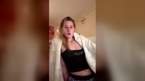 sexymomma0 online show from March 2026 09:30:01 PM