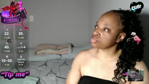 SexyMona online show from November 2025 10:31:02 PM