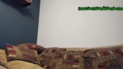 Sexymountainman420 online show from December 2024 03:40:01 AM