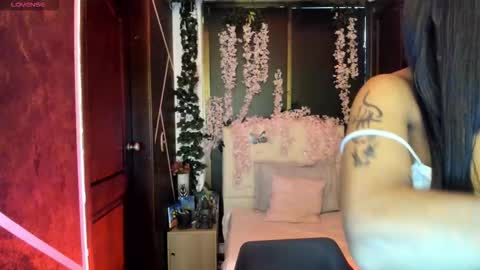 N A F online show from September 2025 07:36:01 PM