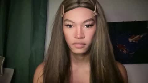 Snapshot of sexynakedweapon chatting on June 2026 12:45:01 AM LIEZEL online show from June 2026 12:45:01 AM