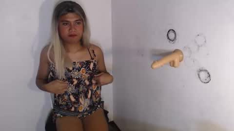 Snapshot of sexynatalia_ chatting on September 2025 01:28:01 AM Natalia3 online show from September 2025 01:28:01 AM